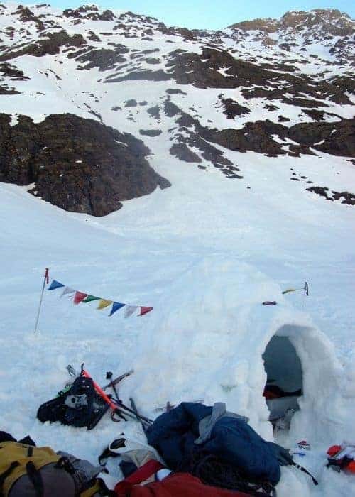 campamento de nieve iglu